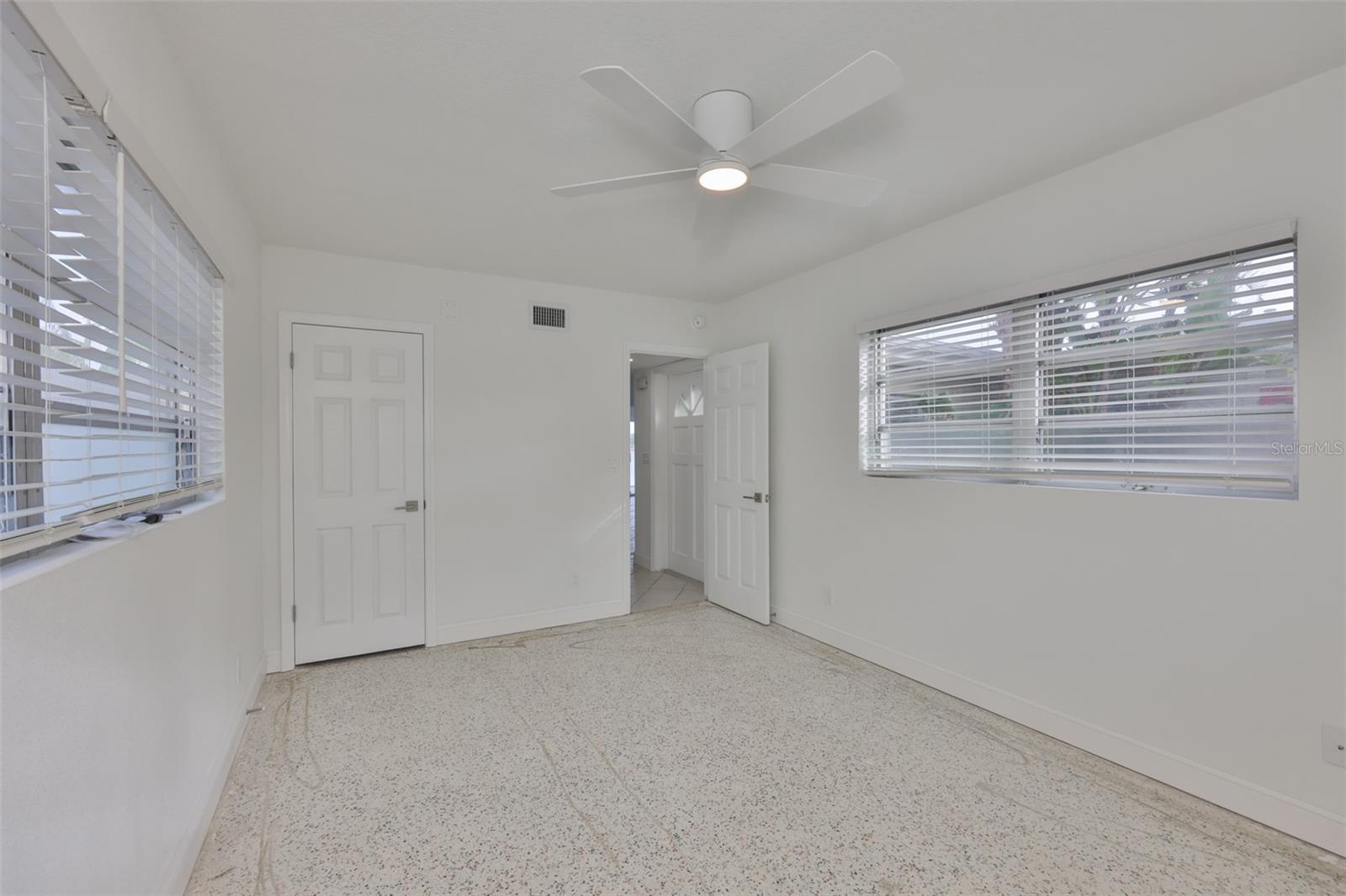 Image 30 of 43 For 419 12th Avenue