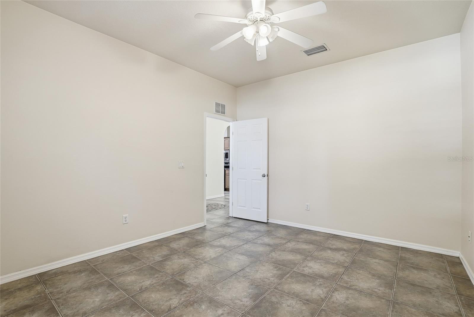 Image 18 of 40 For 1934 Old Sawmill Road