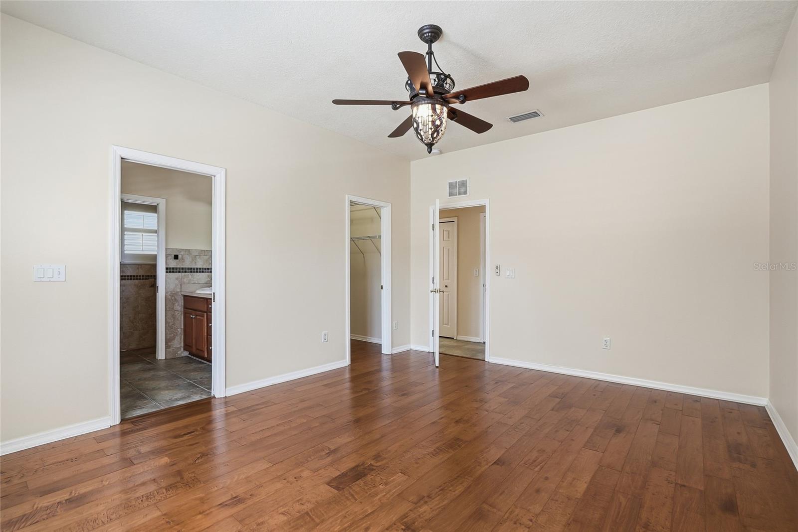 Image 22 of 40 For 1934 Old Sawmill Road