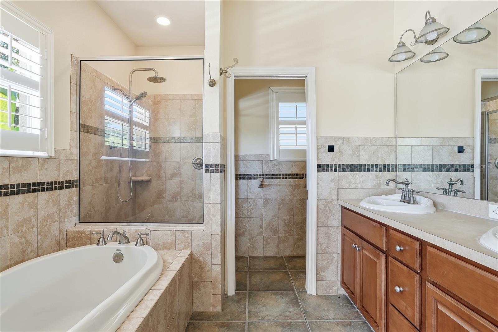 Image 24 of 40 For 1934 Old Sawmill Road