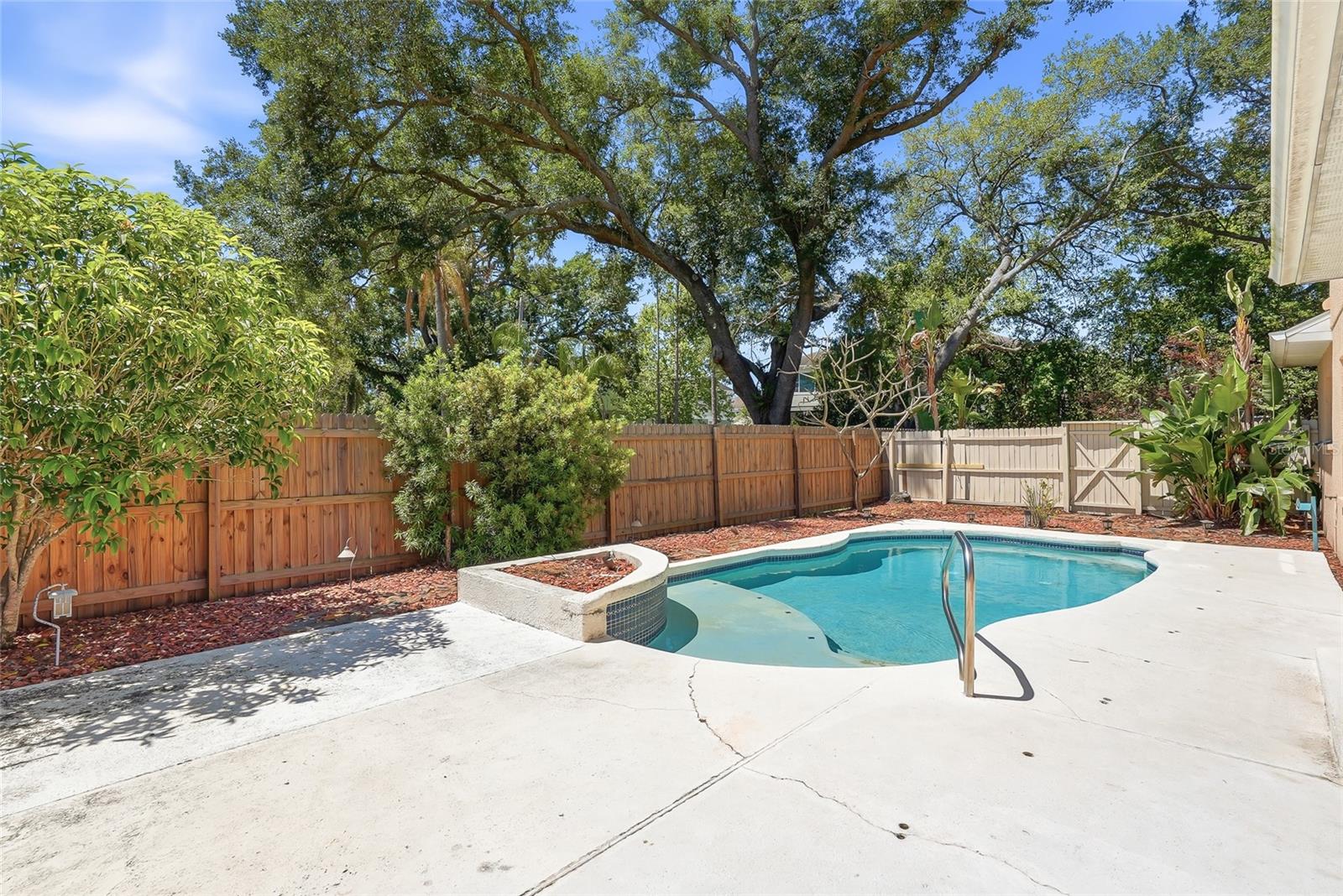 Image 37 of 40 For 1934 Old Sawmill Road