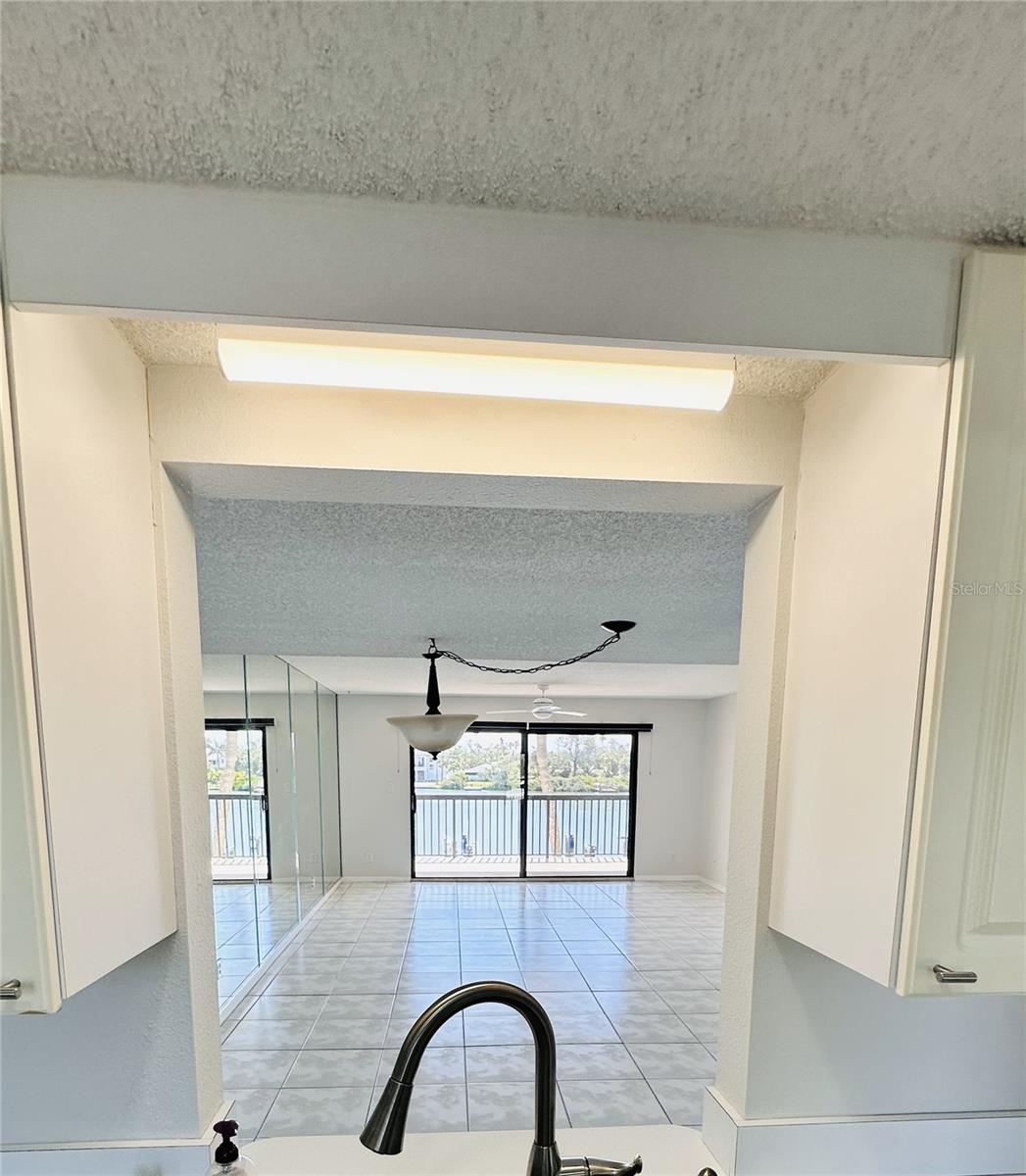 Image 4 of 15 For 3111 Pass A Grille Way 110