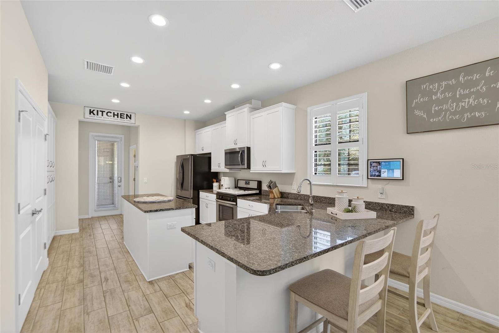 Image 11 of 63 For 5601 Kingsley Corner Way