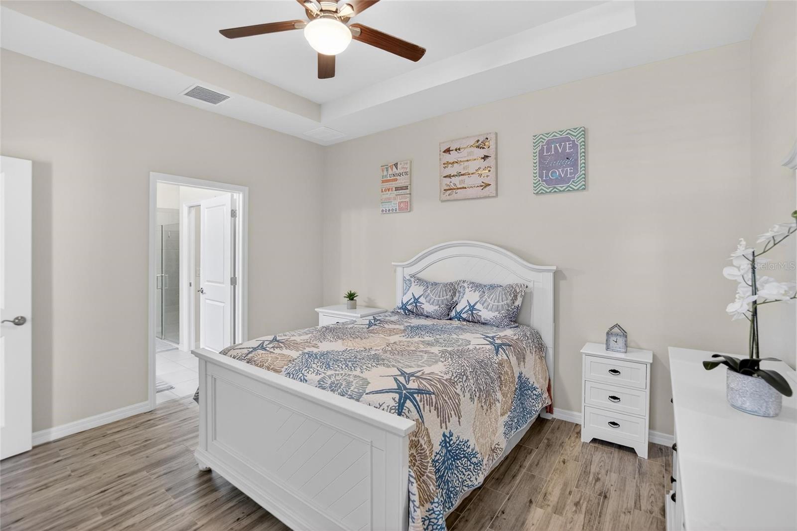 Image 18 of 63 For 5601 Kingsley Corner Way