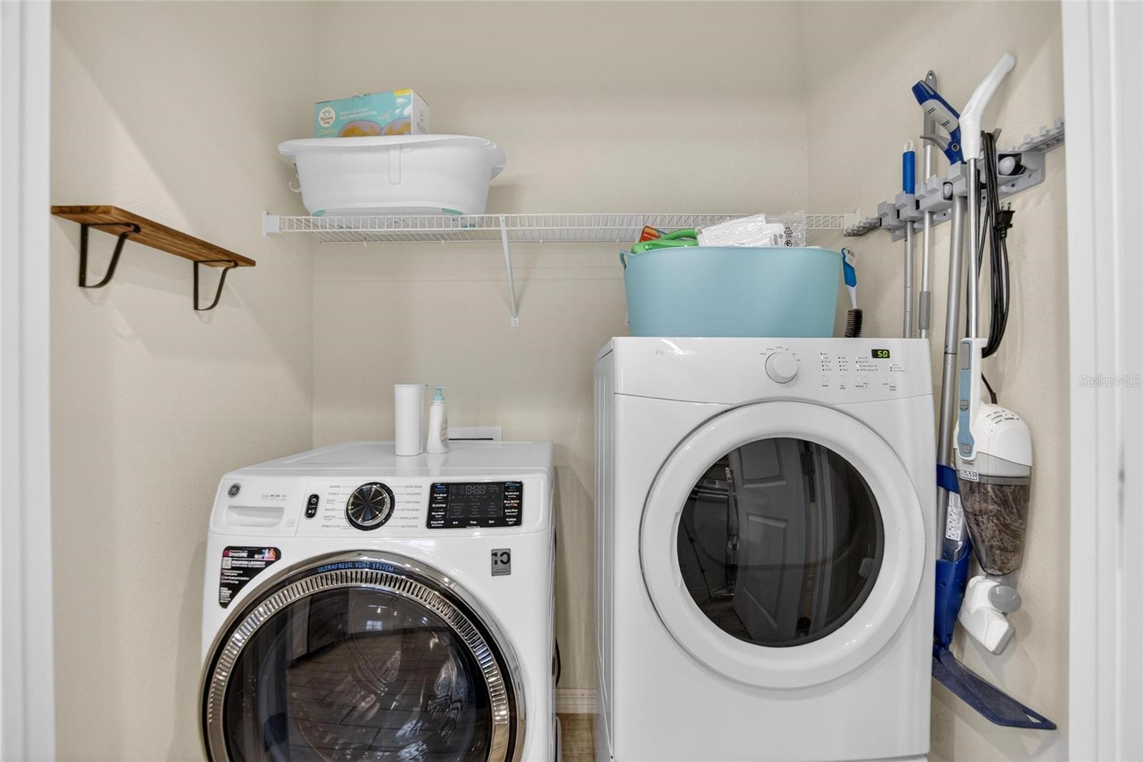 Image 38 of 63 For 5601 Kingsley Corner Way