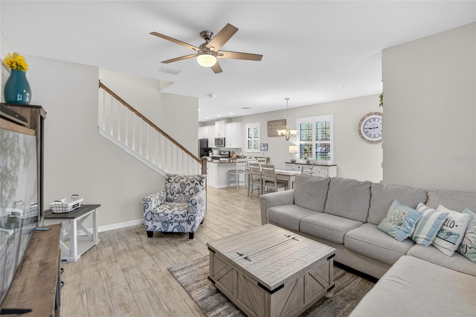 Image 4 of 63 For 5601 Kingsley Corner Way