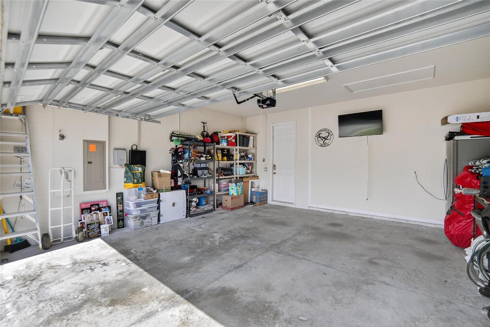 Image 40 of 63 For 5601 Kingsley Corner Way