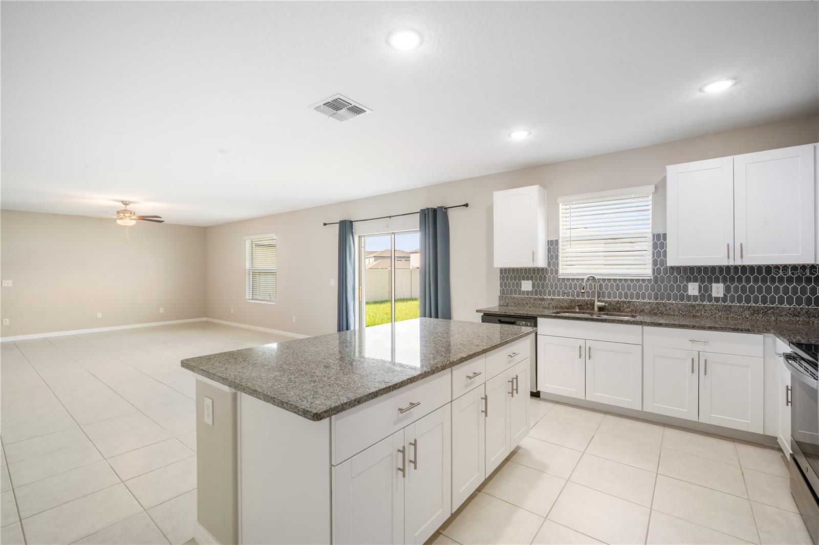 Image 11 of 36 For 8893 Parsons Hill Boulevard