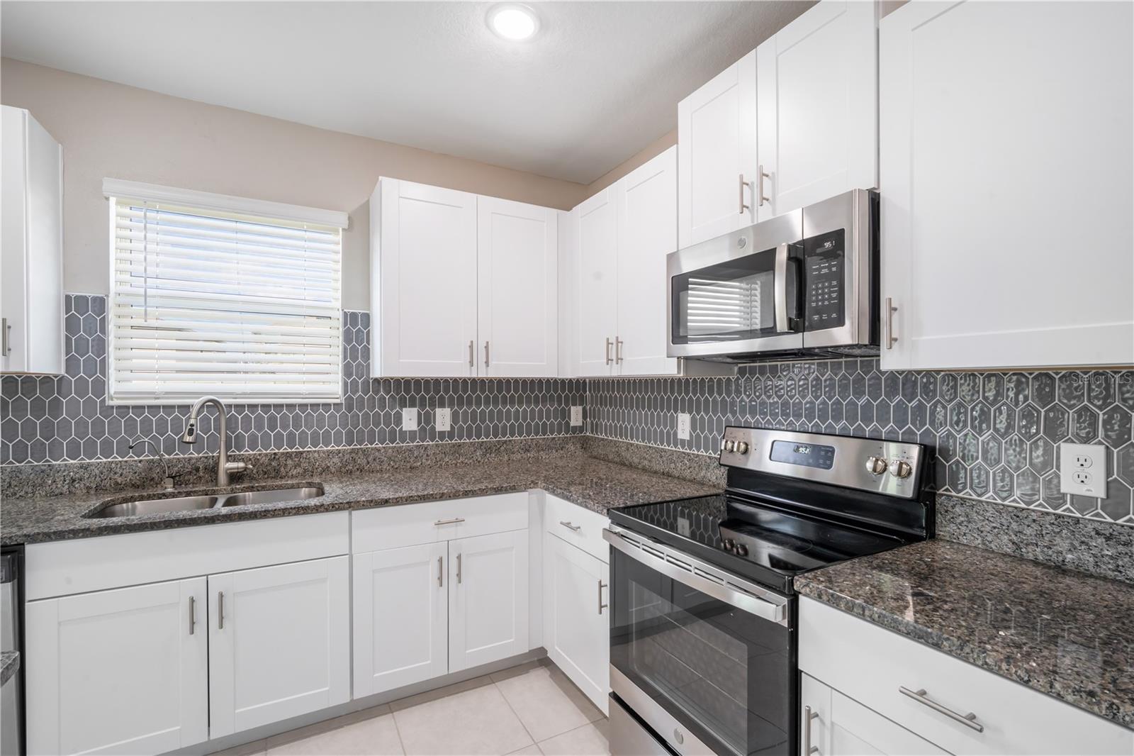 Image 12 of 36 For 8893 Parsons Hill Boulevard