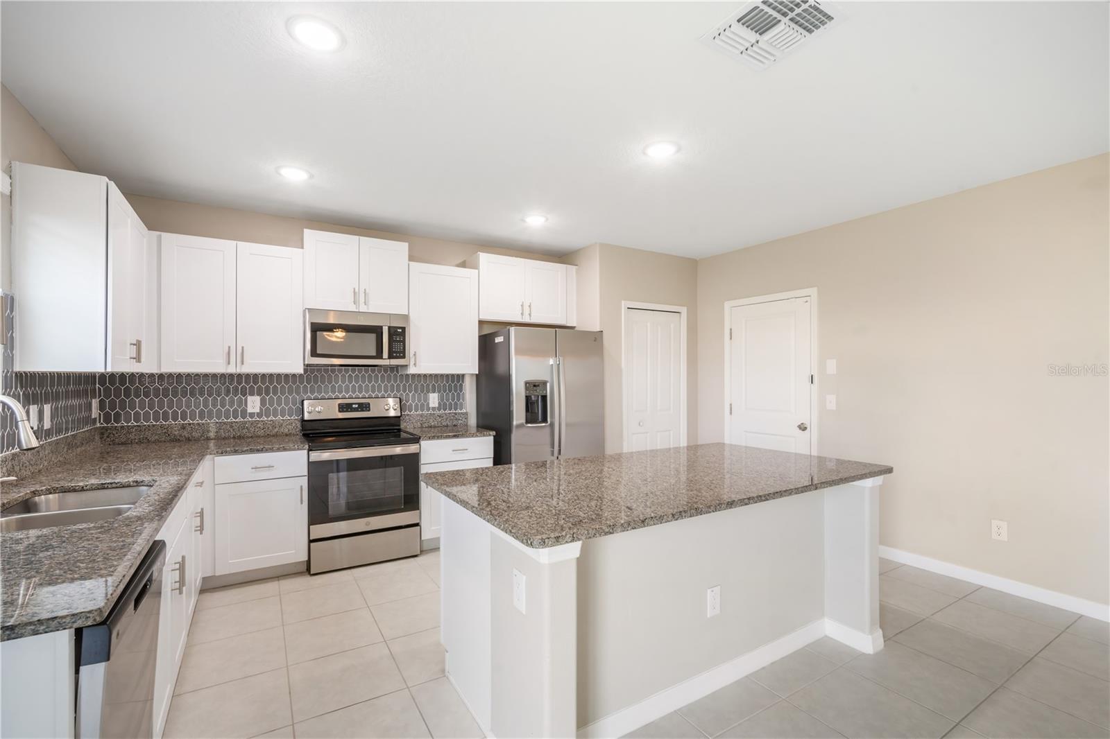 Image 9 of 36 For 8893 Parsons Hill Boulevard