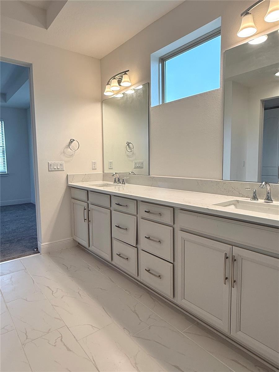 Image 19 of 37 For 5298 Buttonsage Drive