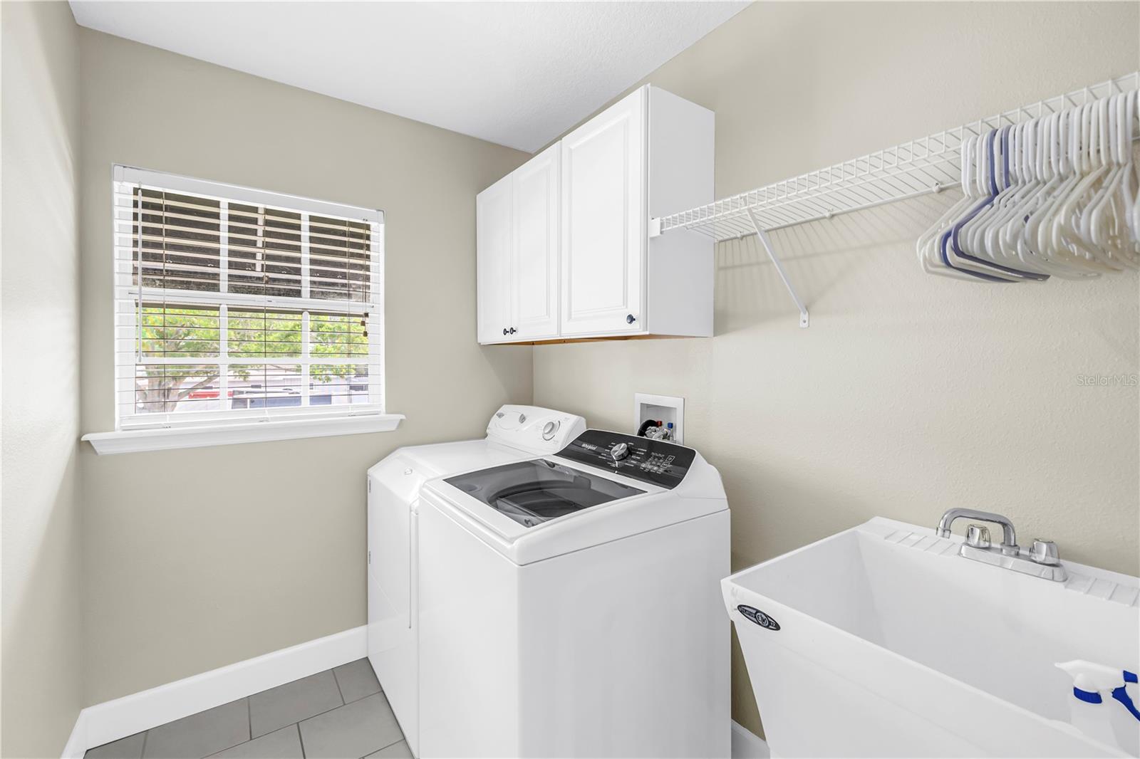 Image 41 of 72 For 786 59th Avenue Ne