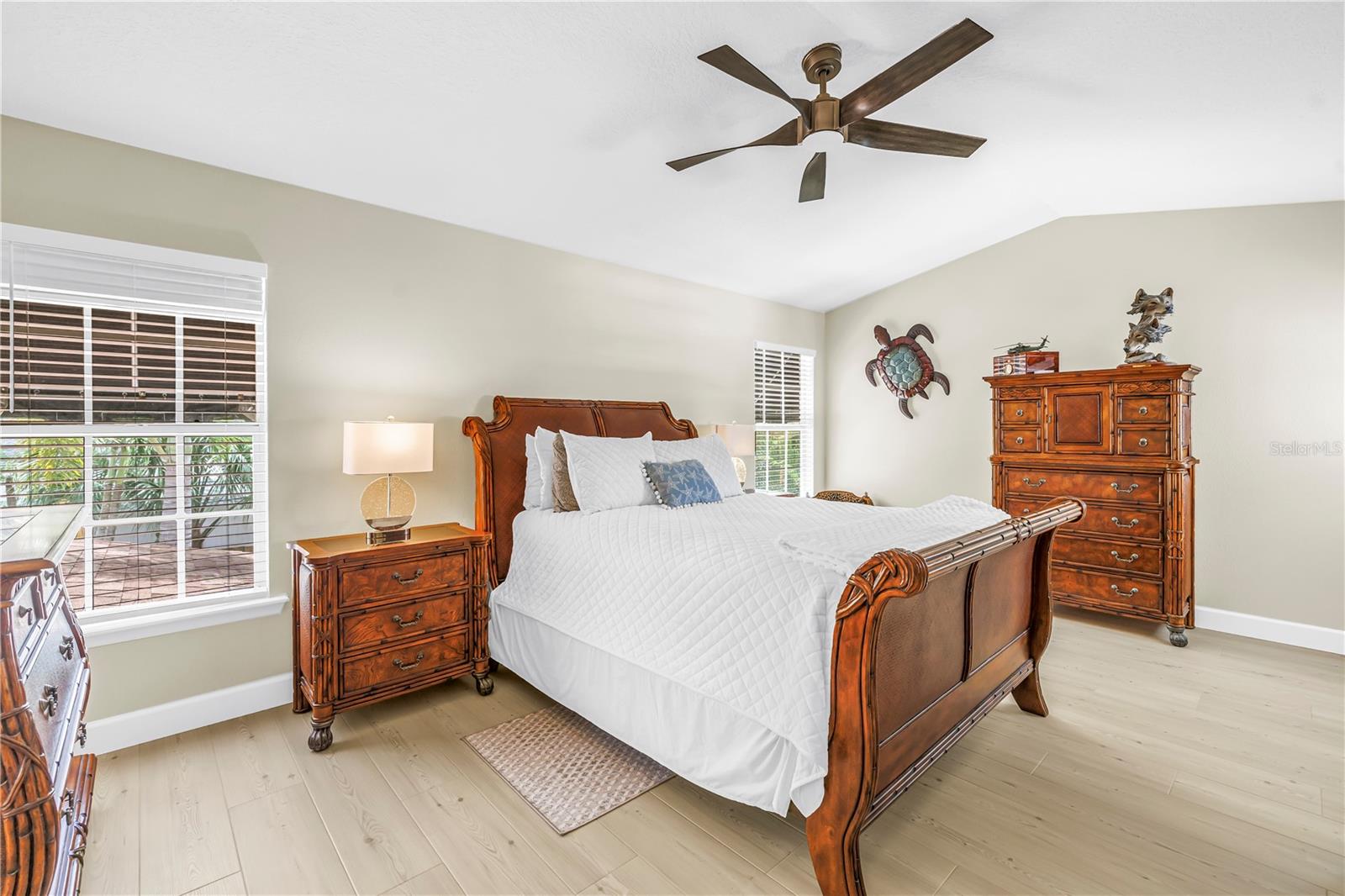 Image 42 of 72 For 786 59th Avenue Ne