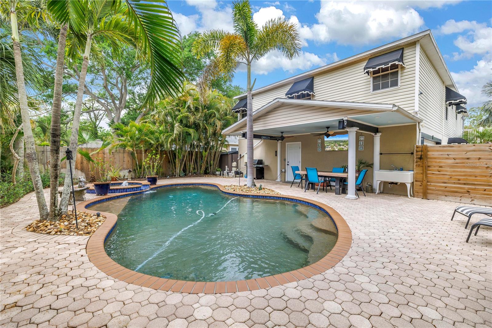 Image 50 of 72 For 786 59th Avenue Ne