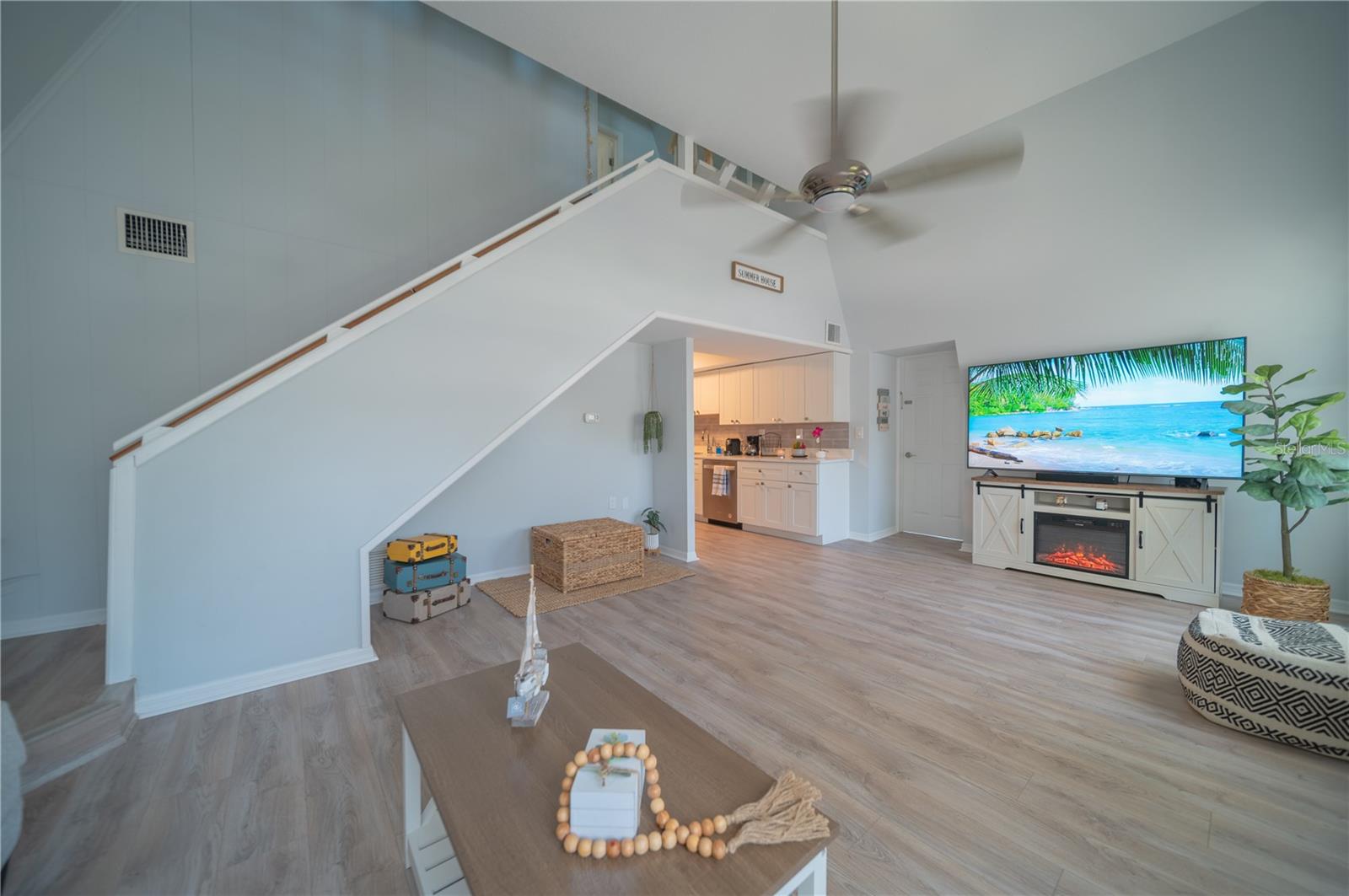 Image 15 of 37 For 501 Pameto Road