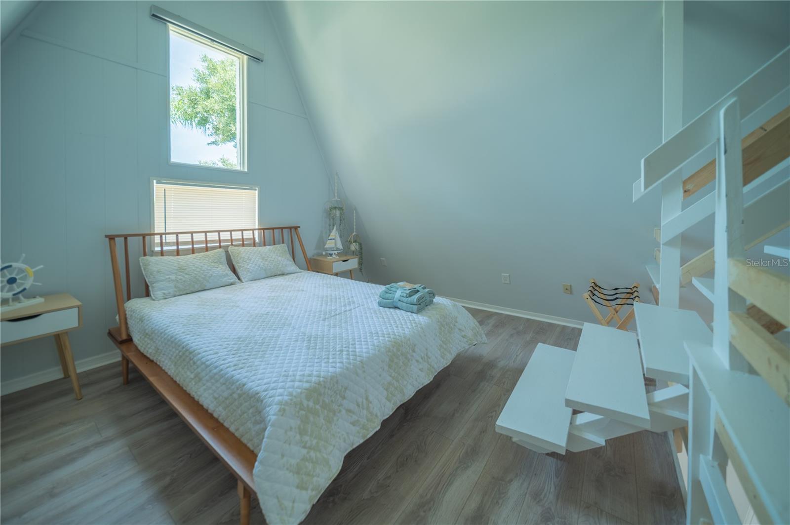 Image 21 of 37 For 501 Pameto Road