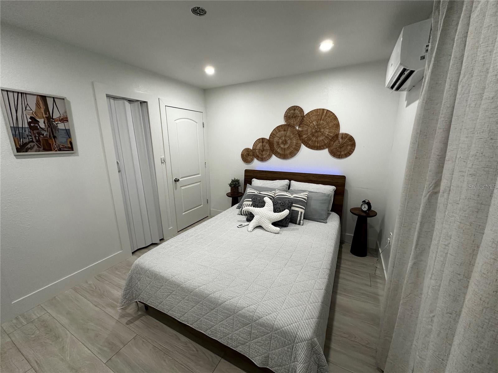 Image 27 of 37 For 501 Pameto Road