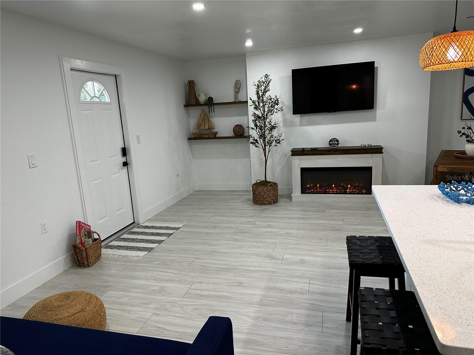 Image 29 of 37 For 501 Pameto Road