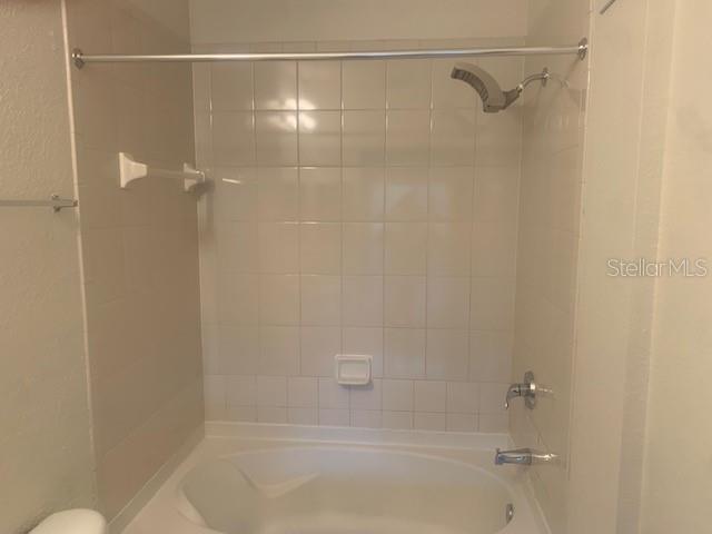 Image 11 of 20 For 2402 Courtney Meadows Court 303