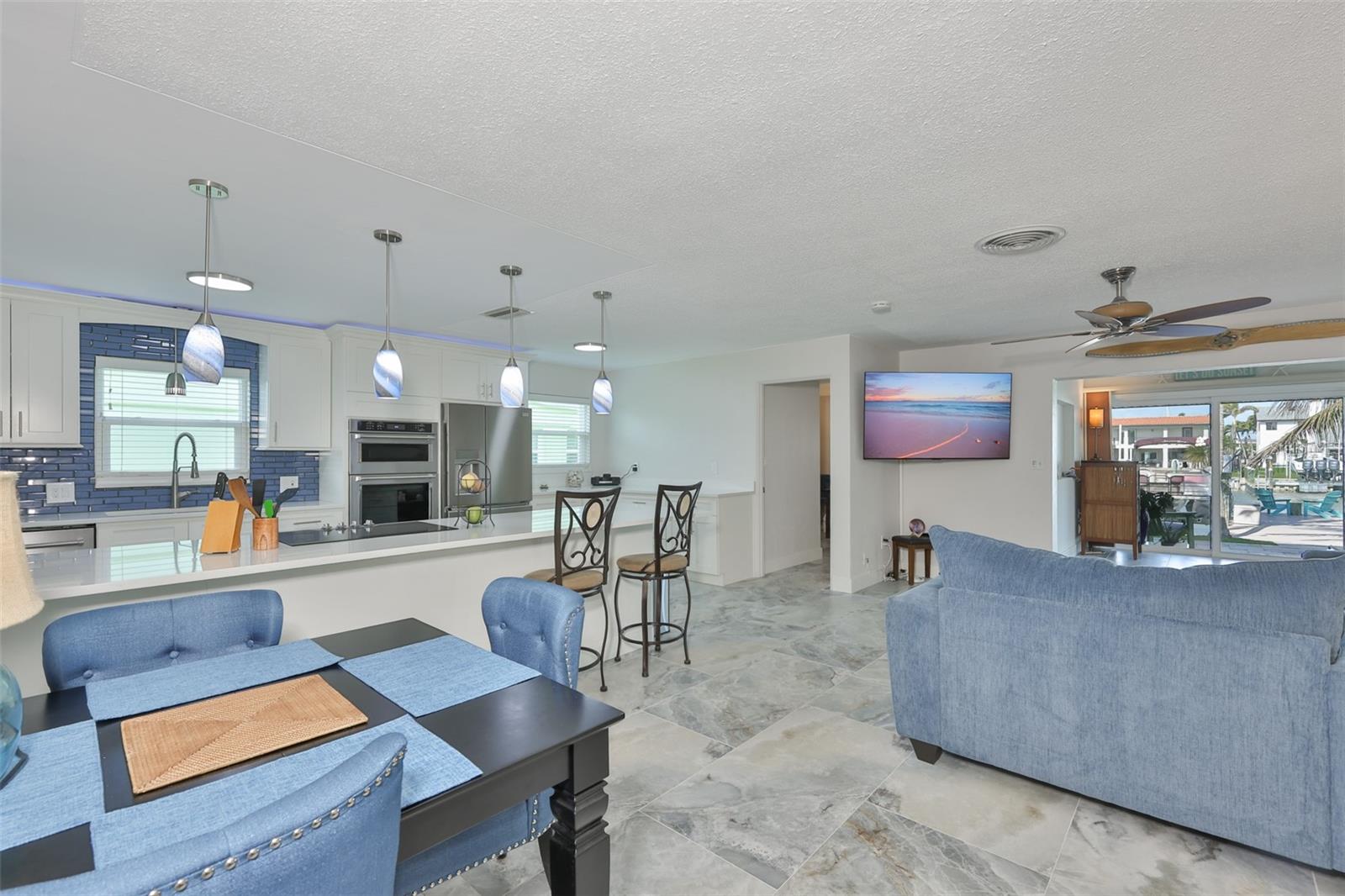 Image 10 of 54 For 538 Lillian Drive