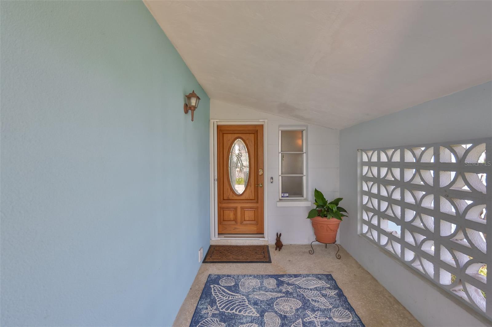 Image 2 of 54 For 538 Lillian Drive