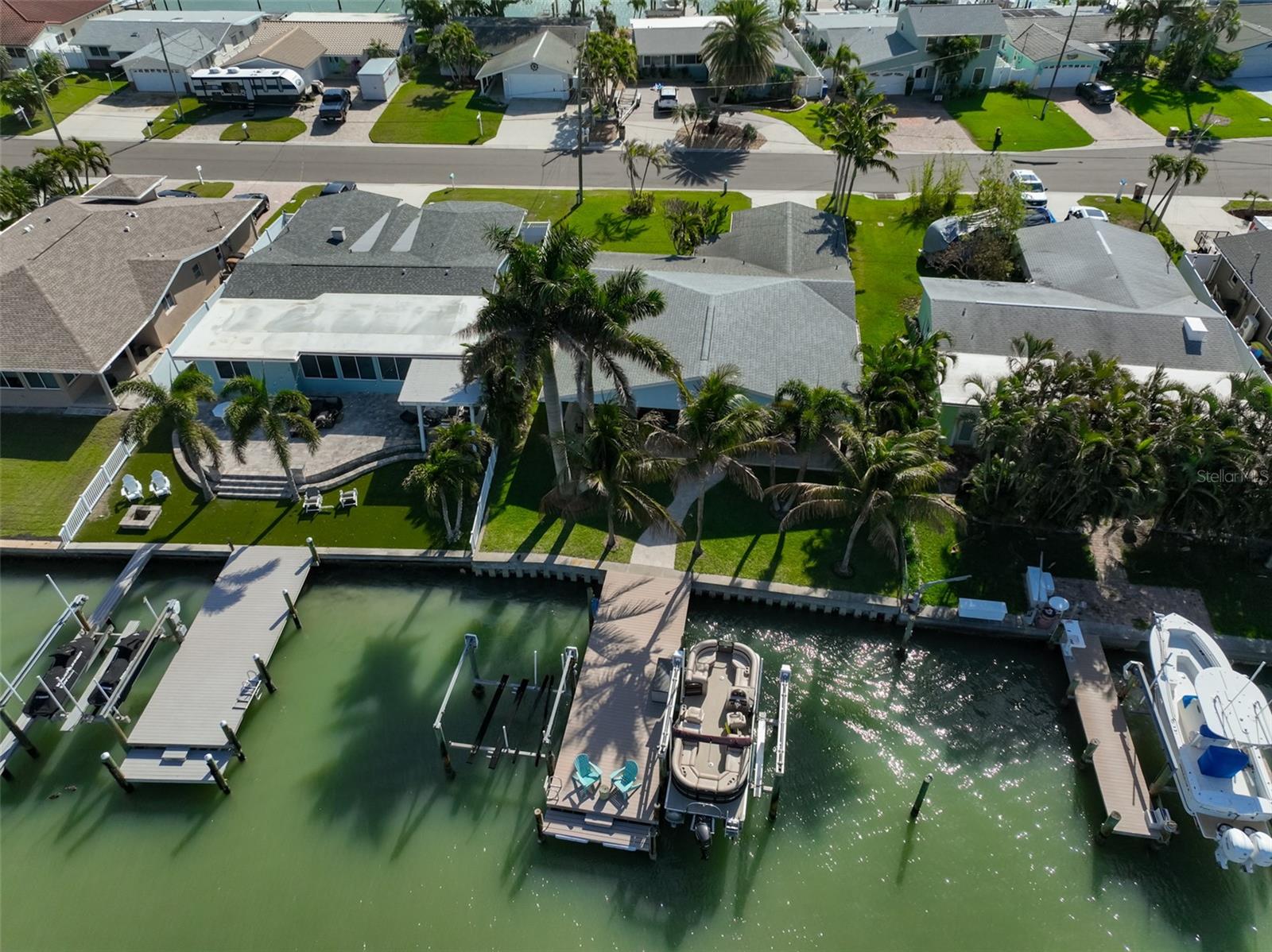 Image 3 of 54 For 538 Lillian Drive