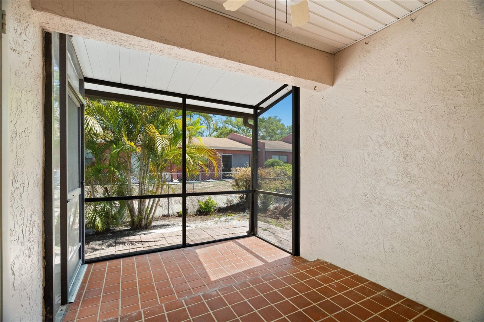 Image 15 of 41 For 6419 Bonnie Bay Circle N