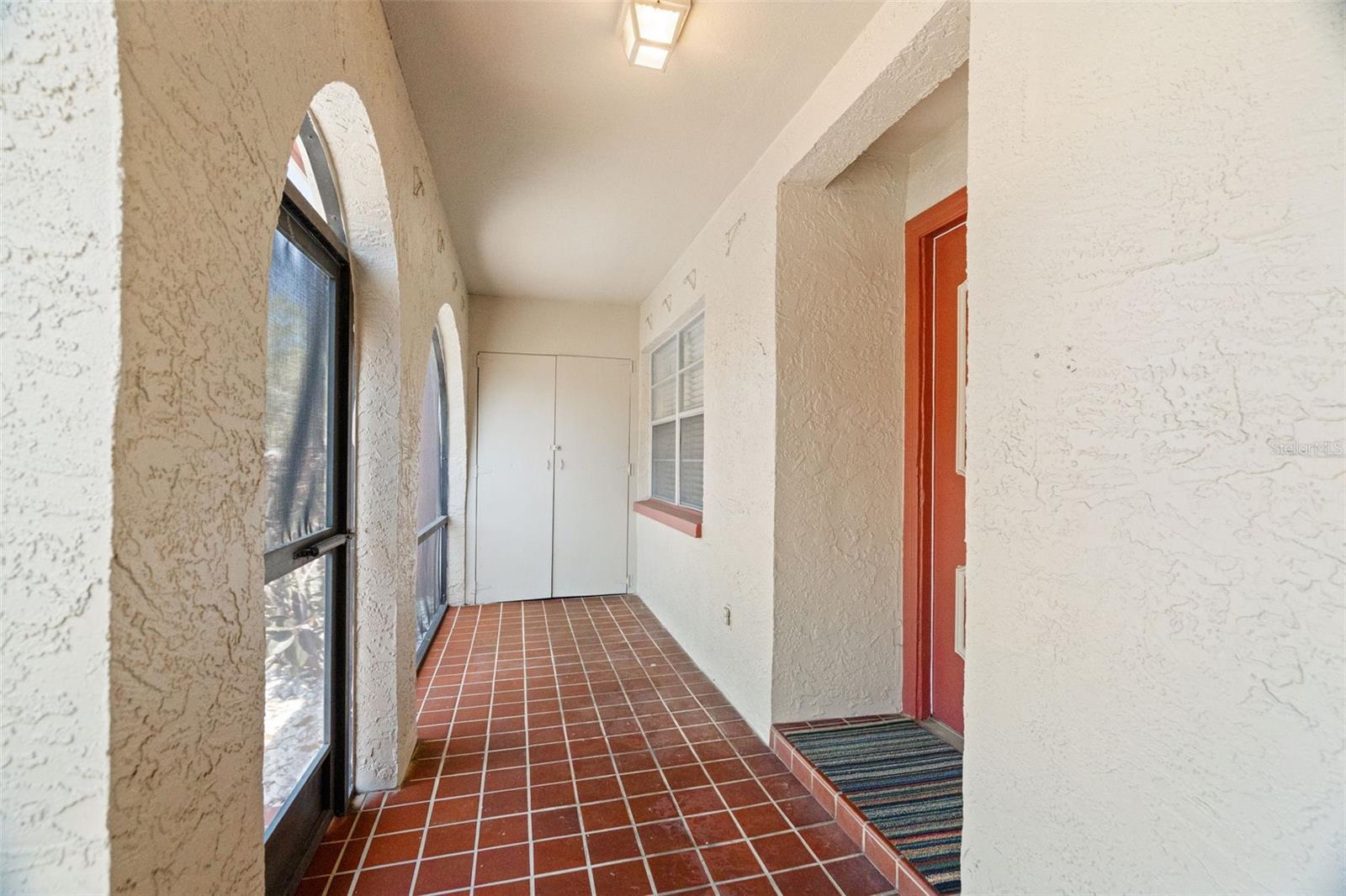 Image 3 of 41 For 6419 Bonnie Bay Circle N