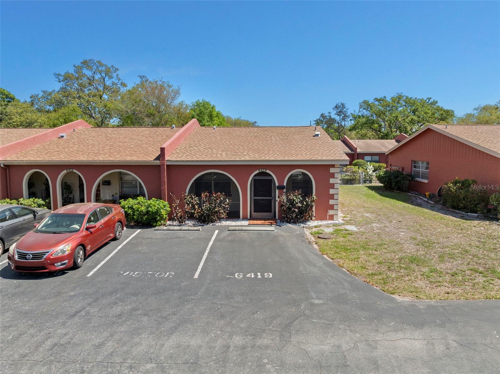 Image 35 of 41 For 6419 Bonnie Bay Circle N