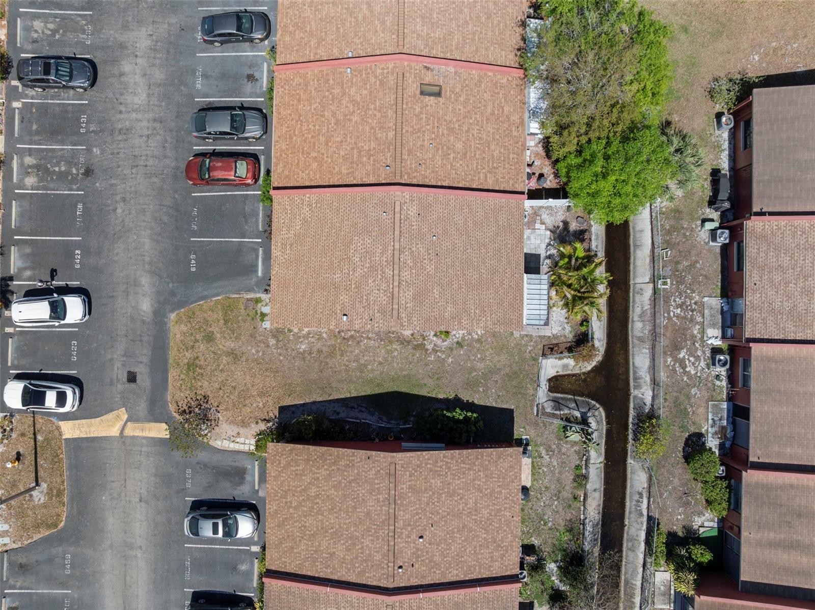 Image 38 of 41 For 6419 Bonnie Bay Circle N