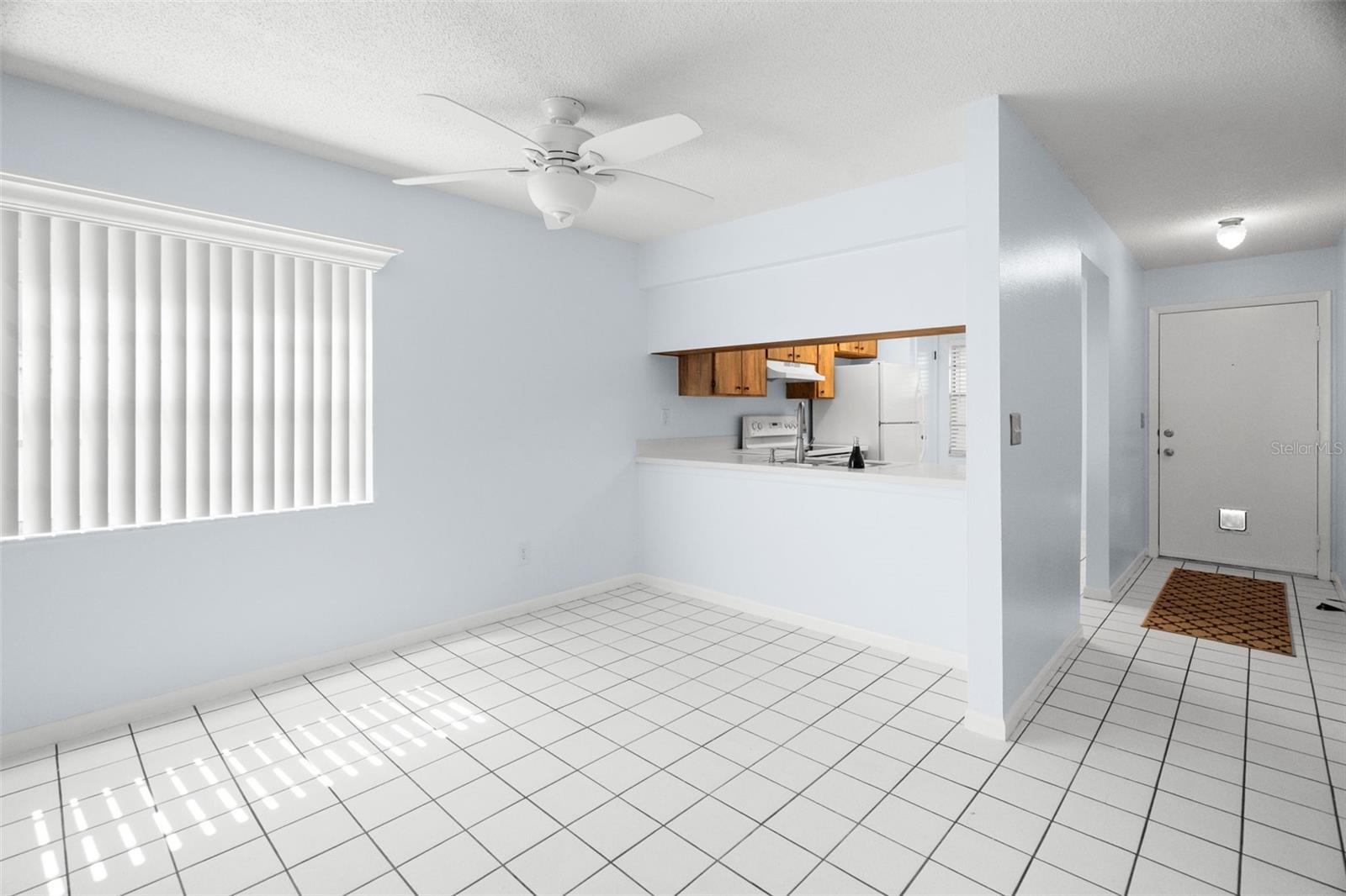 Image 5 of 41 For 6419 Bonnie Bay Circle N