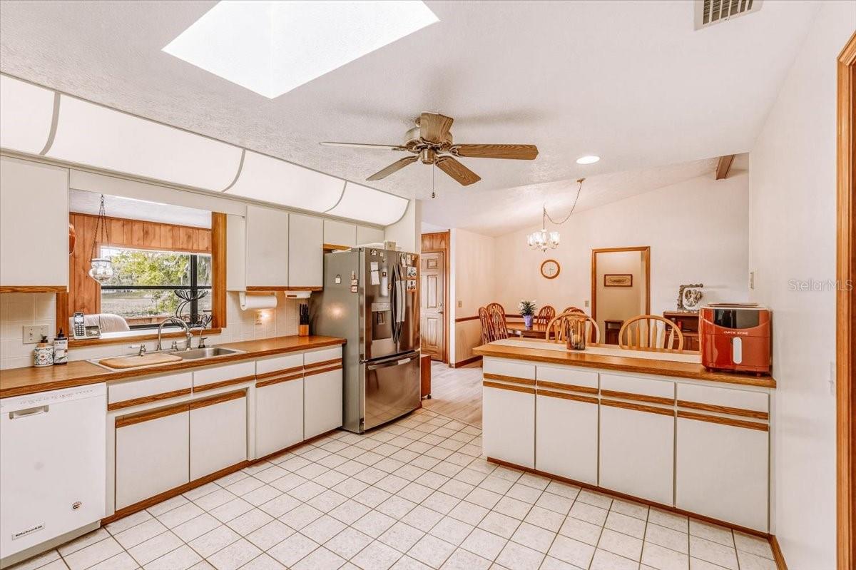 Image 15 of 65 For 9103 Aqua Vista Drive