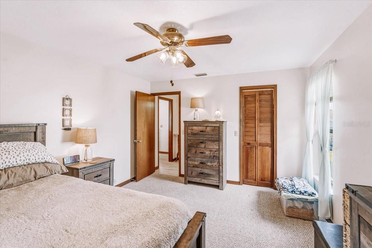 Image 19 of 65 For 9103 Aqua Vista Drive