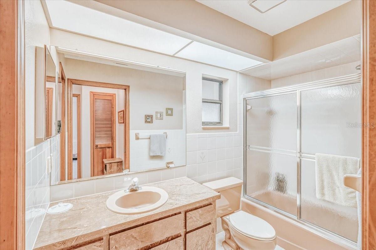 Image 22 of 65 For 9103 Aqua Vista Drive