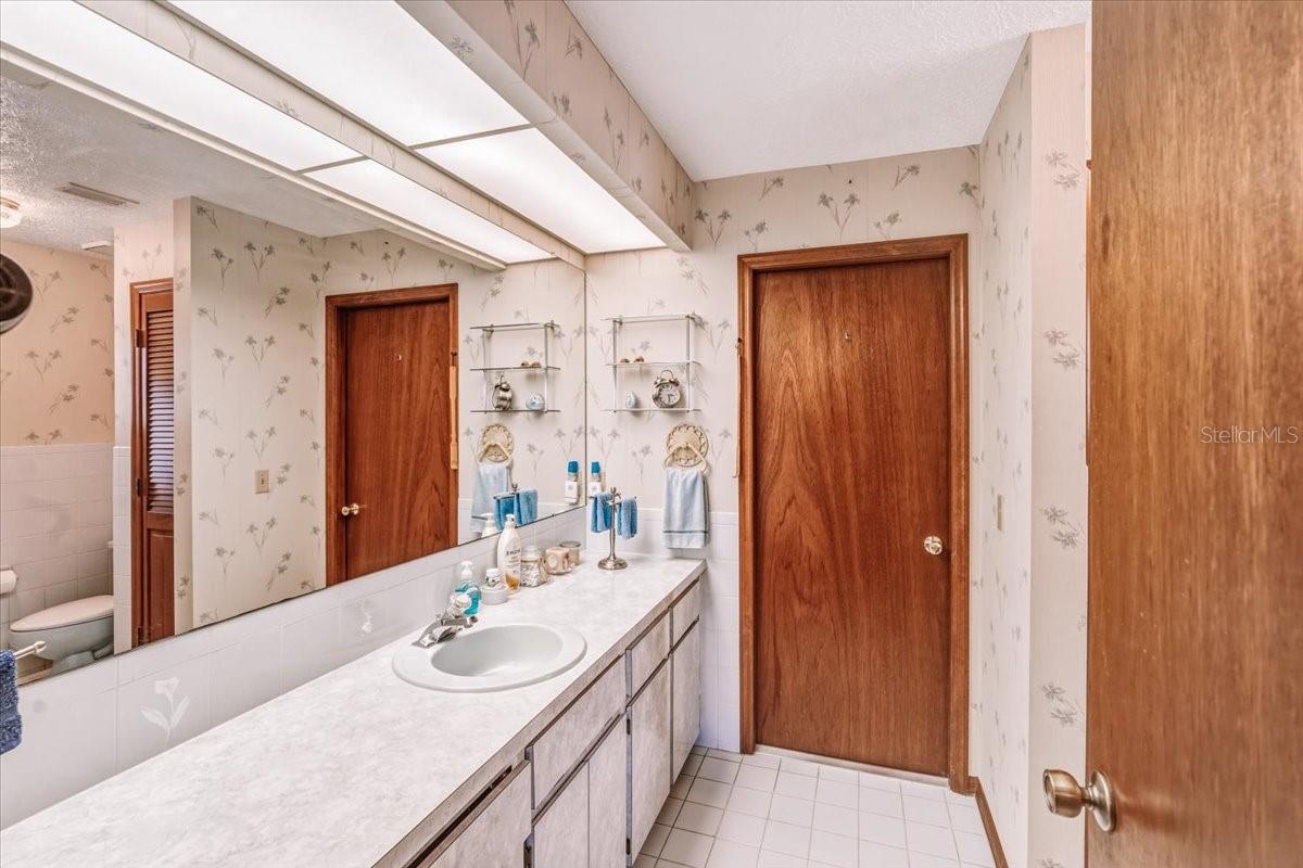 Image 26 of 65 For 9103 Aqua Vista Drive