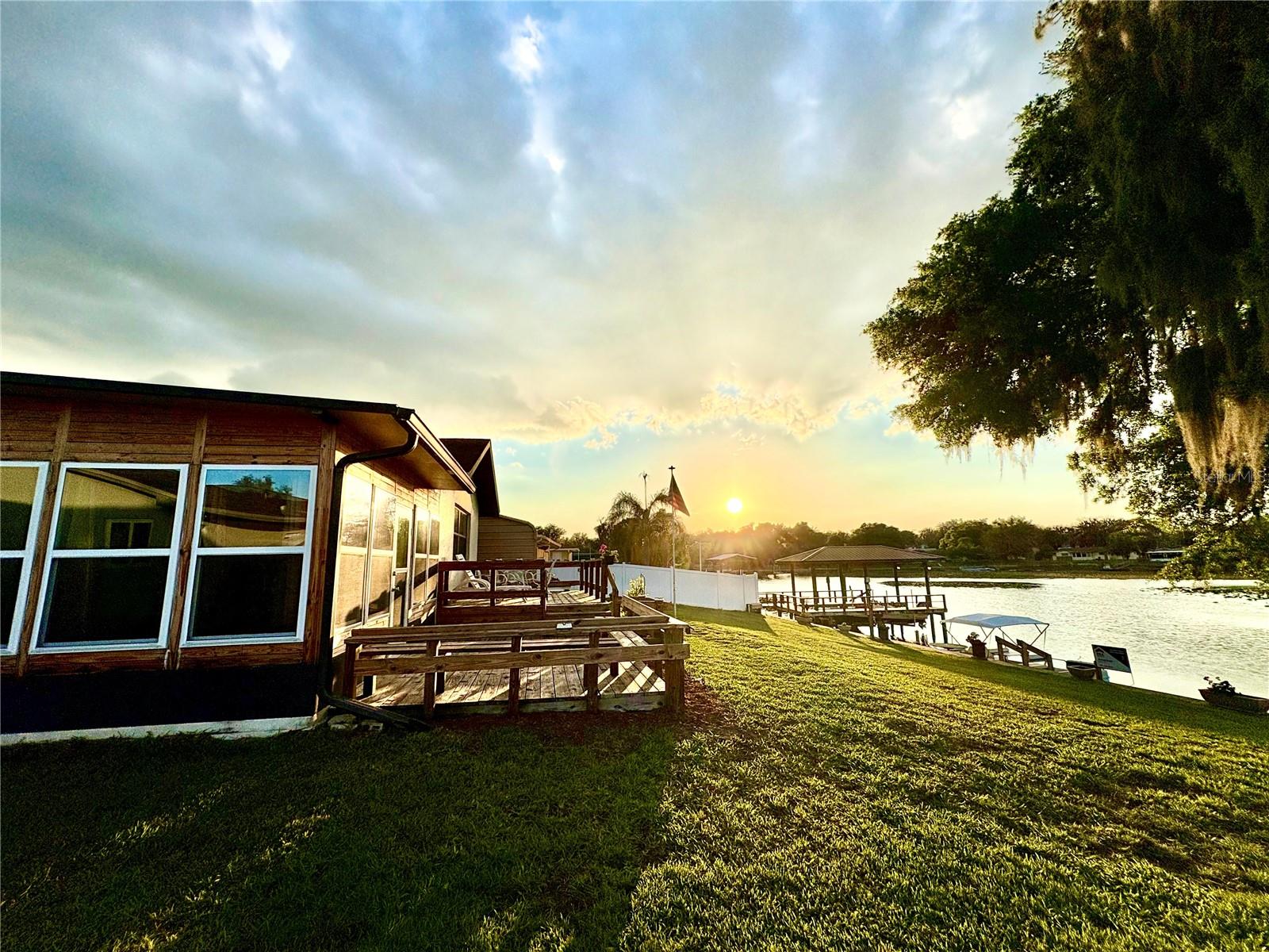 Image 60 of 65 For 9103 Aqua Vista Drive