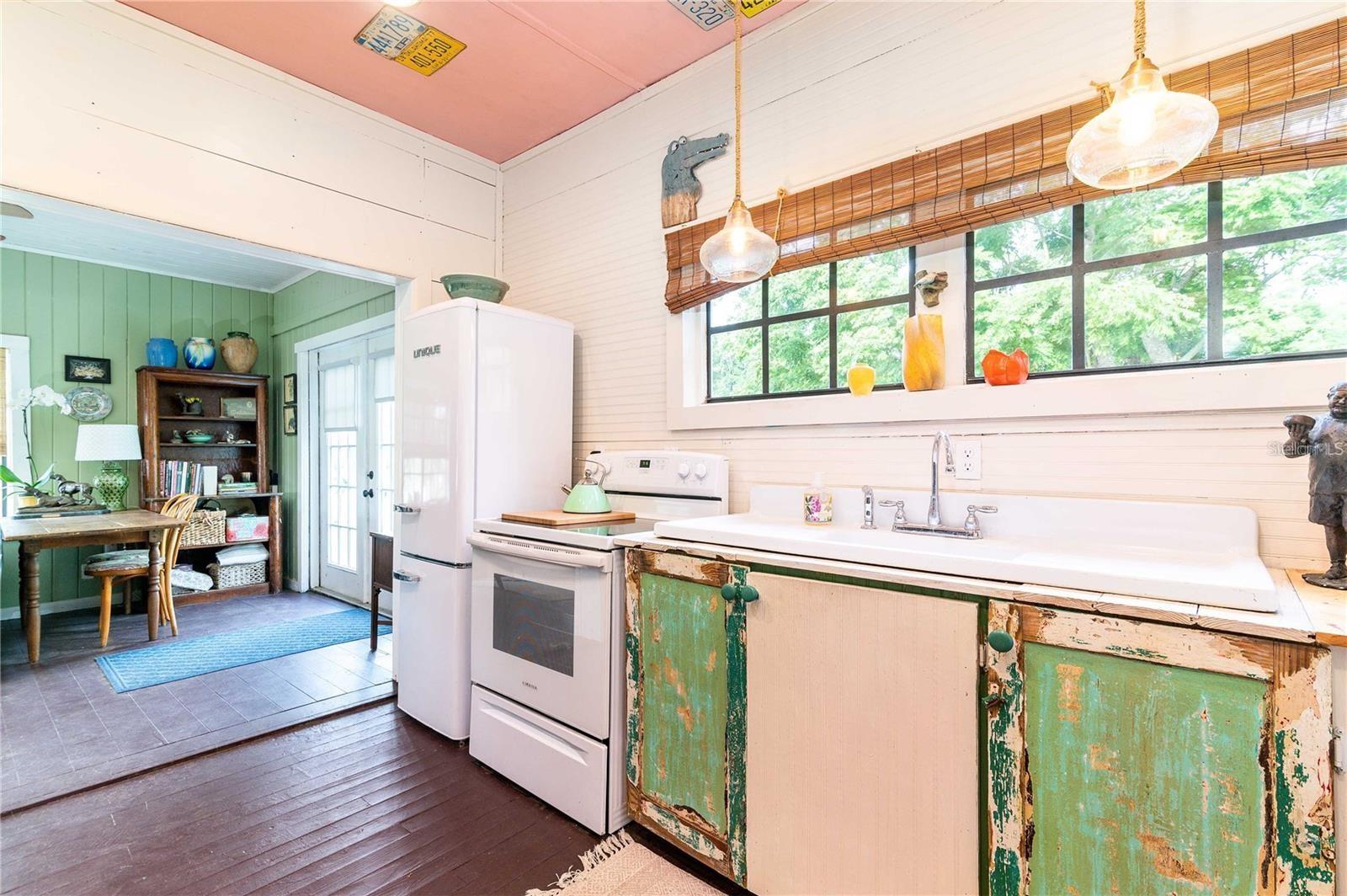 Listing photo id 14 for 39425 Wilds Road