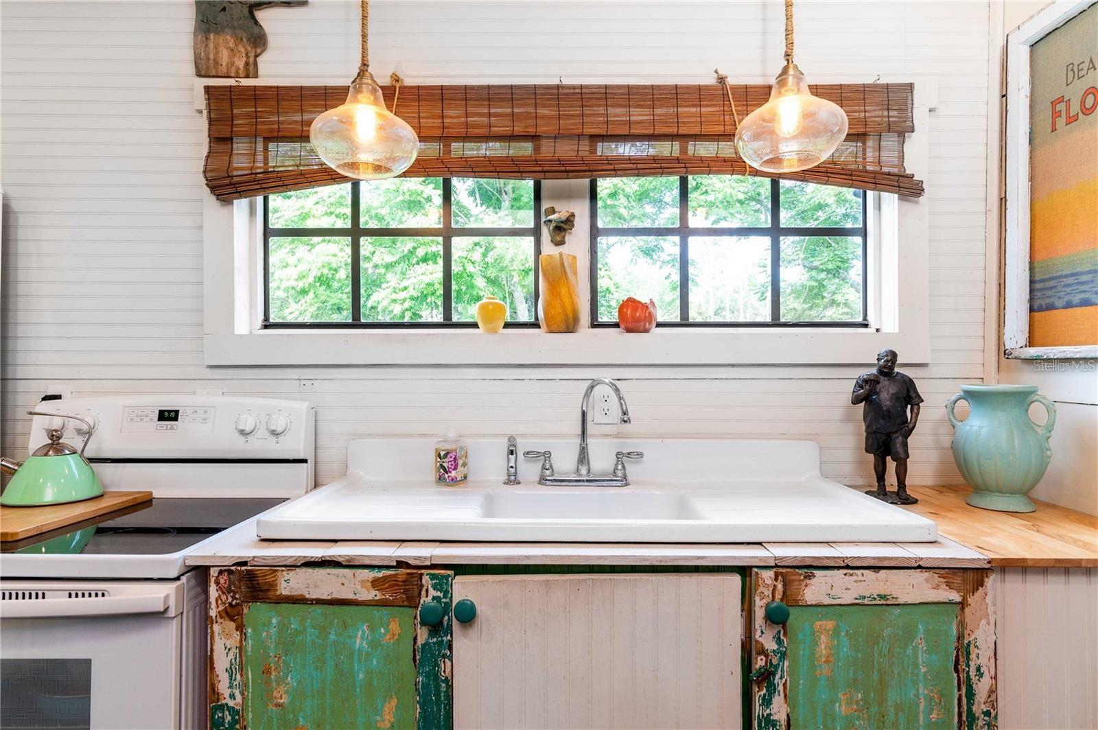 Listing photo id 15 for 39425 Wilds Road