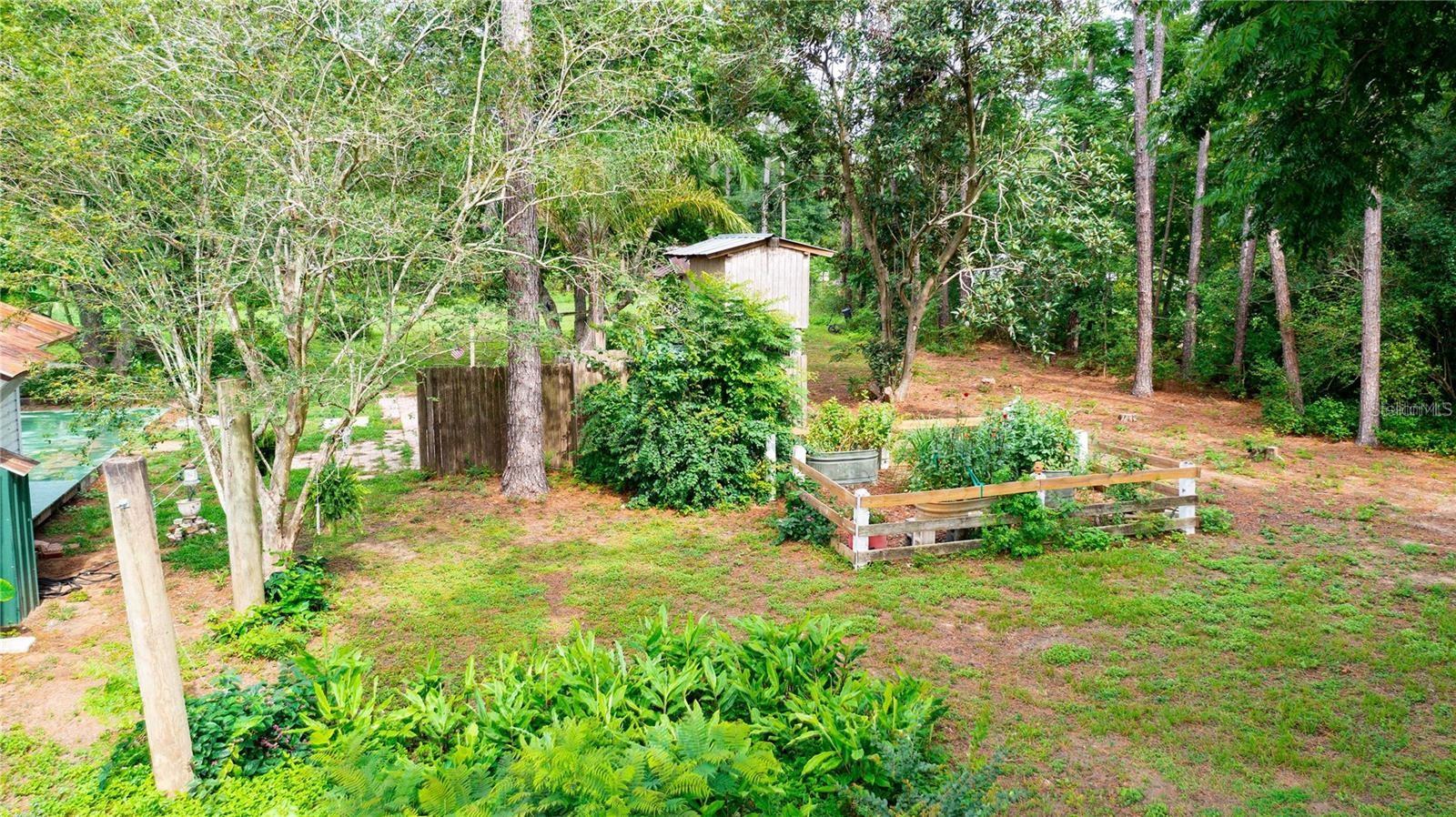 Listing photo id 42 for 39425 Wilds Road