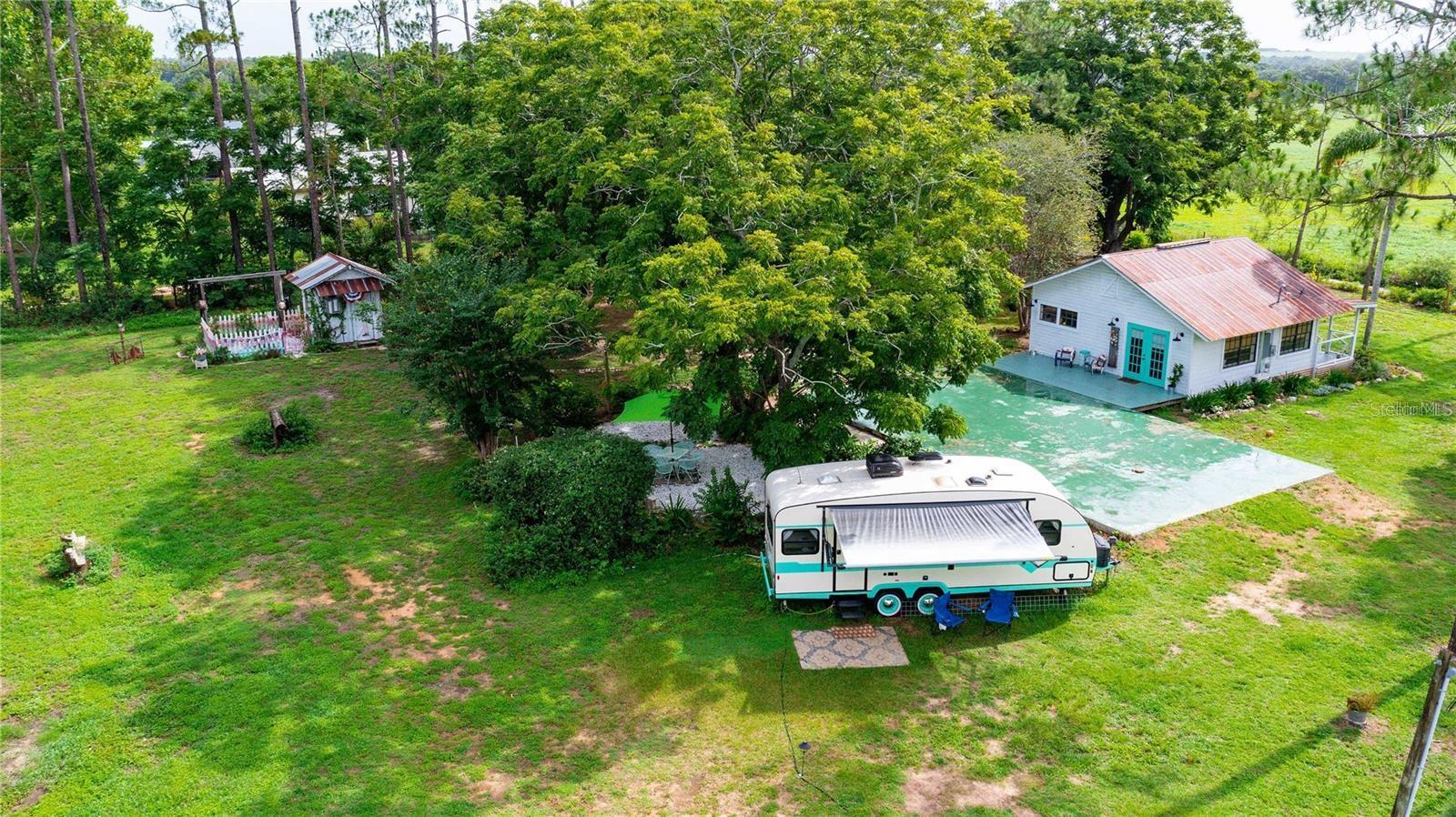 Listing photo id 57 for 39425 Wilds Road