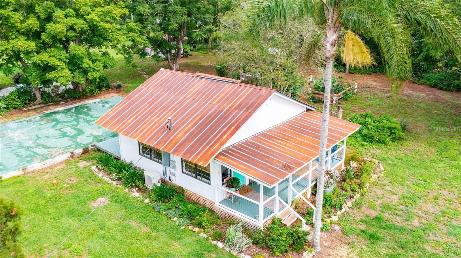 Listing photo id 5 for 39425 Wilds Road