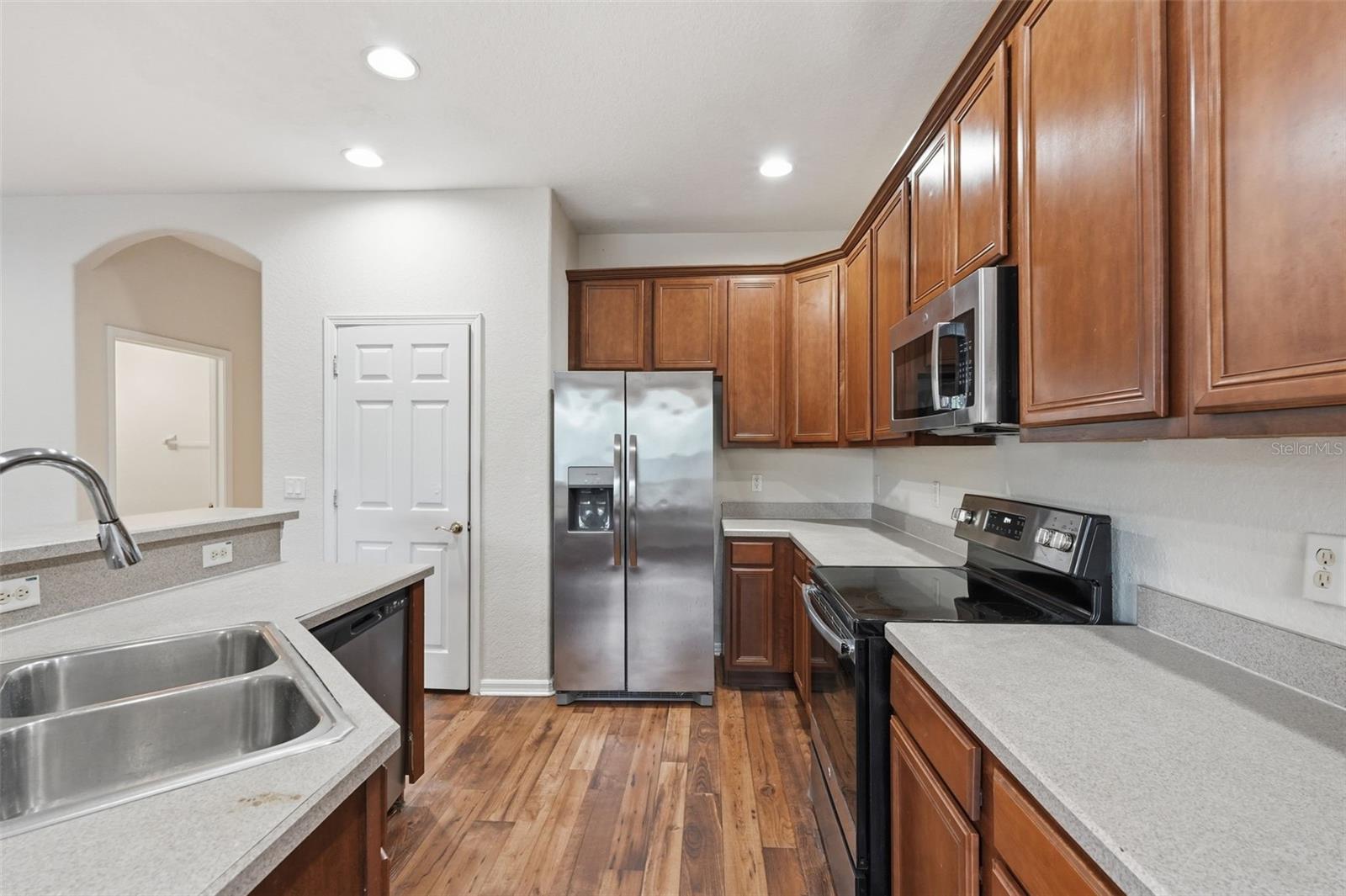 Listing photo id 8 for 26952 Juniper Bay Drive