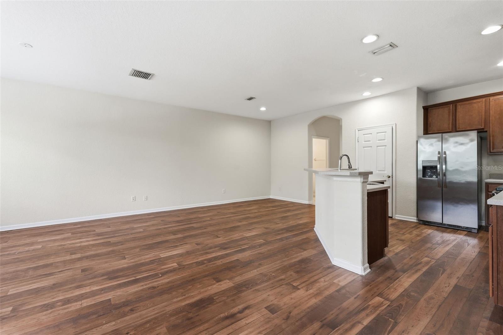 Listing photo id 11 for 26952 Juniper Bay Drive