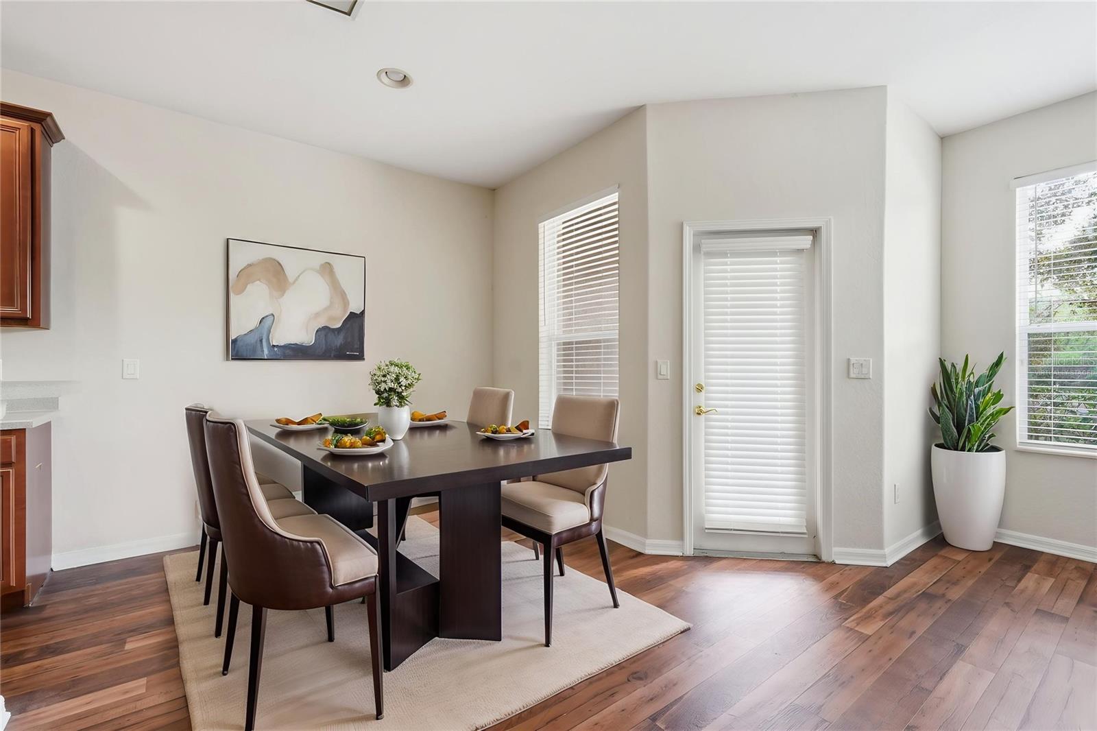 Listing photo id 12 for 26952 Juniper Bay Drive