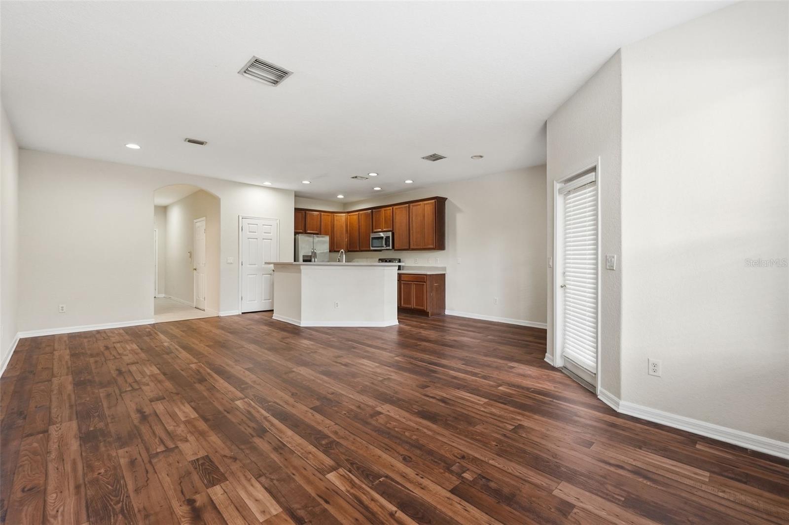 Listing photo id 15 for 26952 Juniper Bay Drive