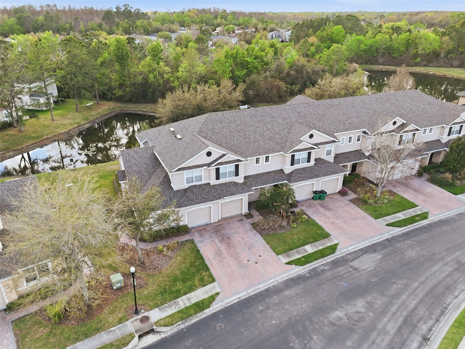 Listing photo id 40 for 26952 Juniper Bay Drive