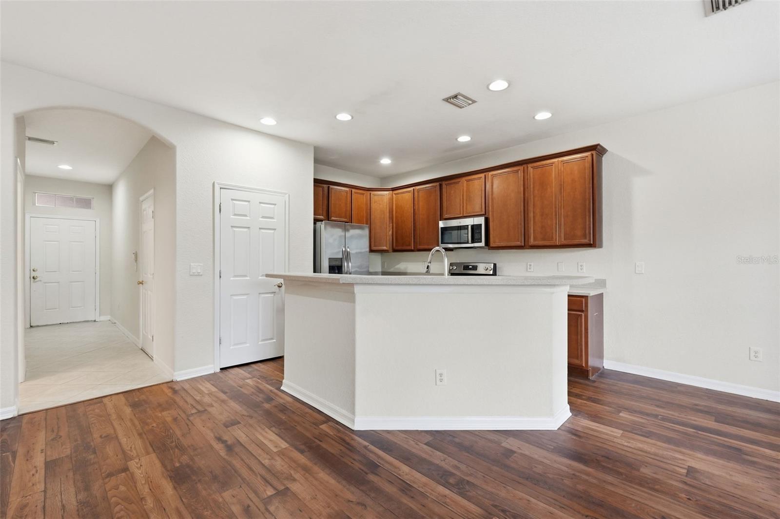 Listing photo id 7 for 26952 Juniper Bay Drive