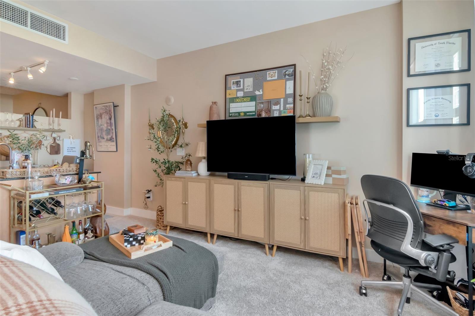 Image 10 of 38 For 1120 Kennedy Boulevard 1117