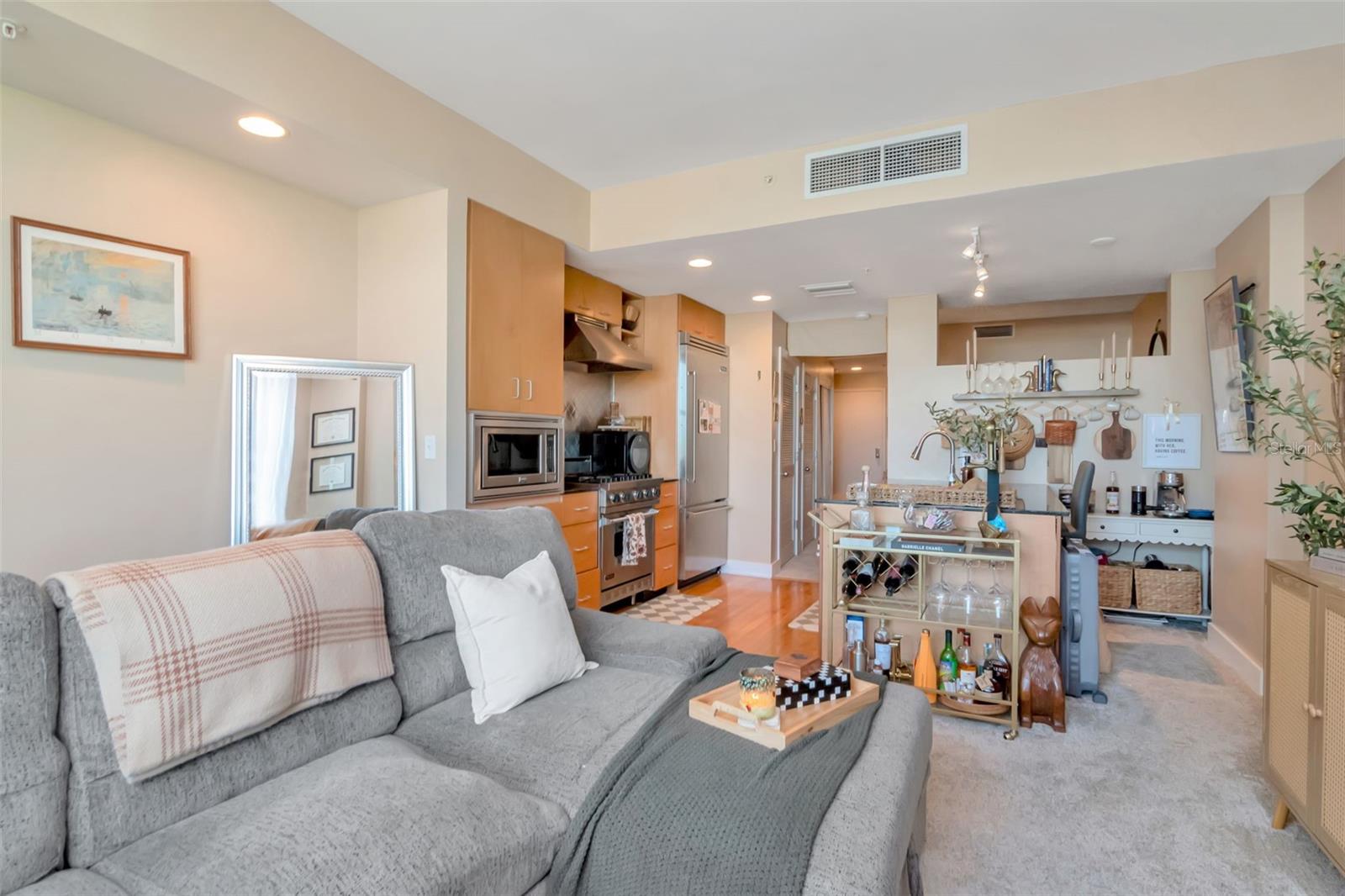 Image 11 of 38 For 1120 Kennedy Boulevard 1117