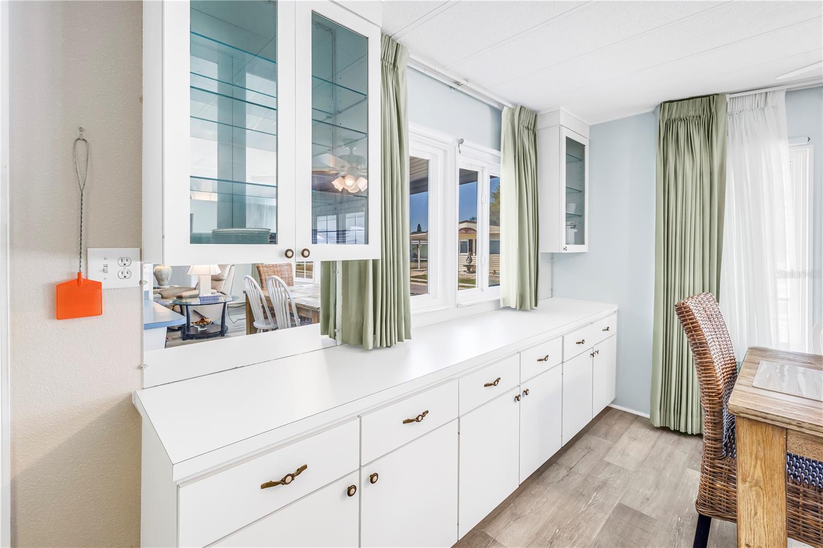 Image 10 of 53 For 1100 Belcher Road S 502